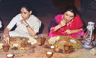 Bollywood Actress(Mrs.Jaya Bachchan & Ms. Amrita Singh)